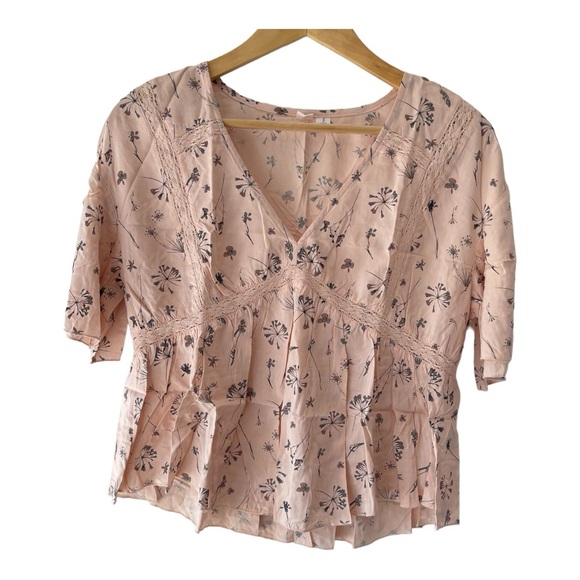Melrose and Market Tops - Melrose And Market Floral Babydoll Top Womens Small Petite Blush Short Sleeve